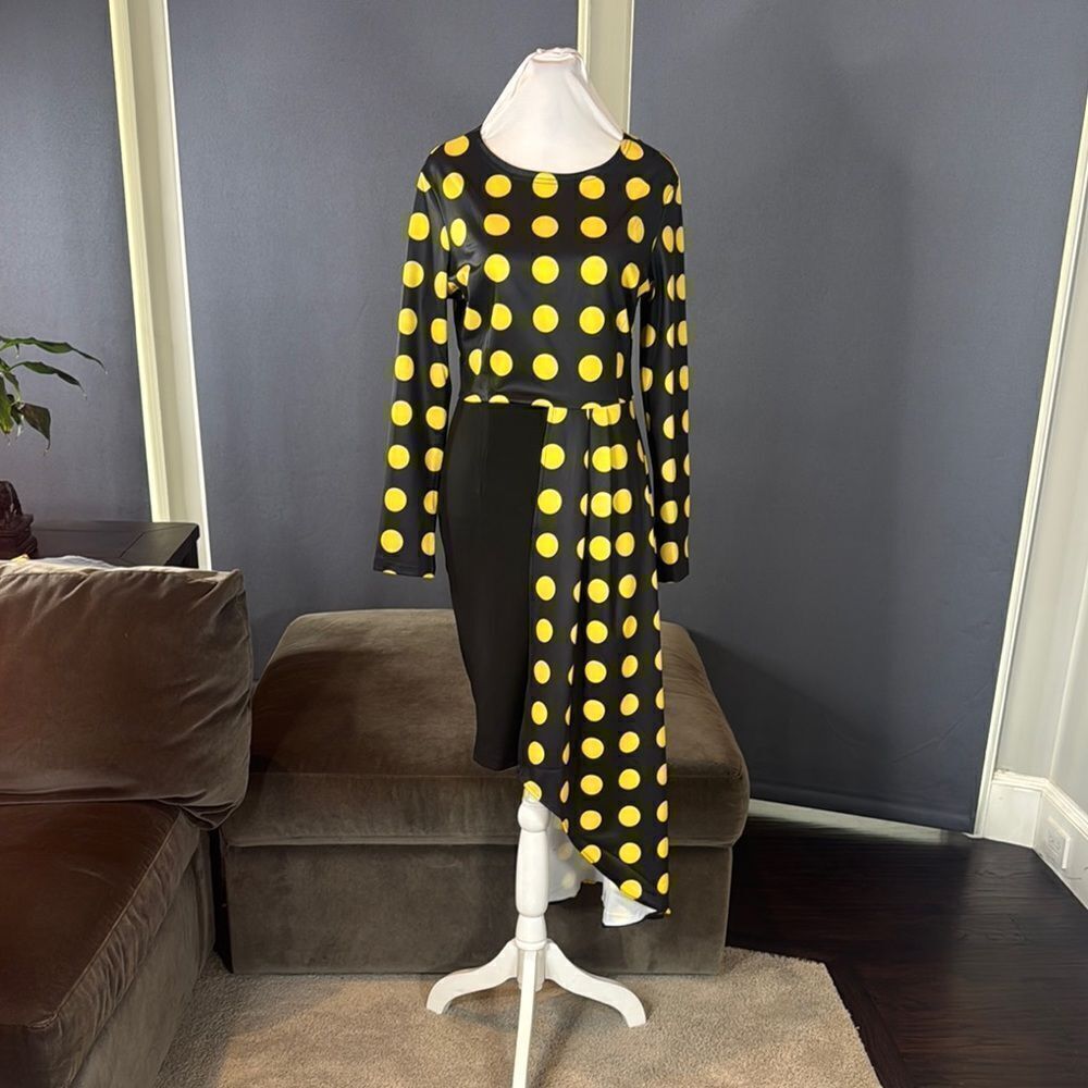 Women’s Black & Yellow Polka Dot Dress Long Sleeve Asymmetrical Hem Size S NEW